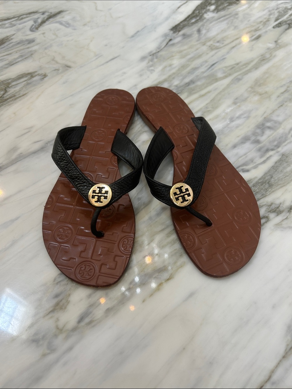 Tory Burch Black Leather Thong Sandals with Gold Logo